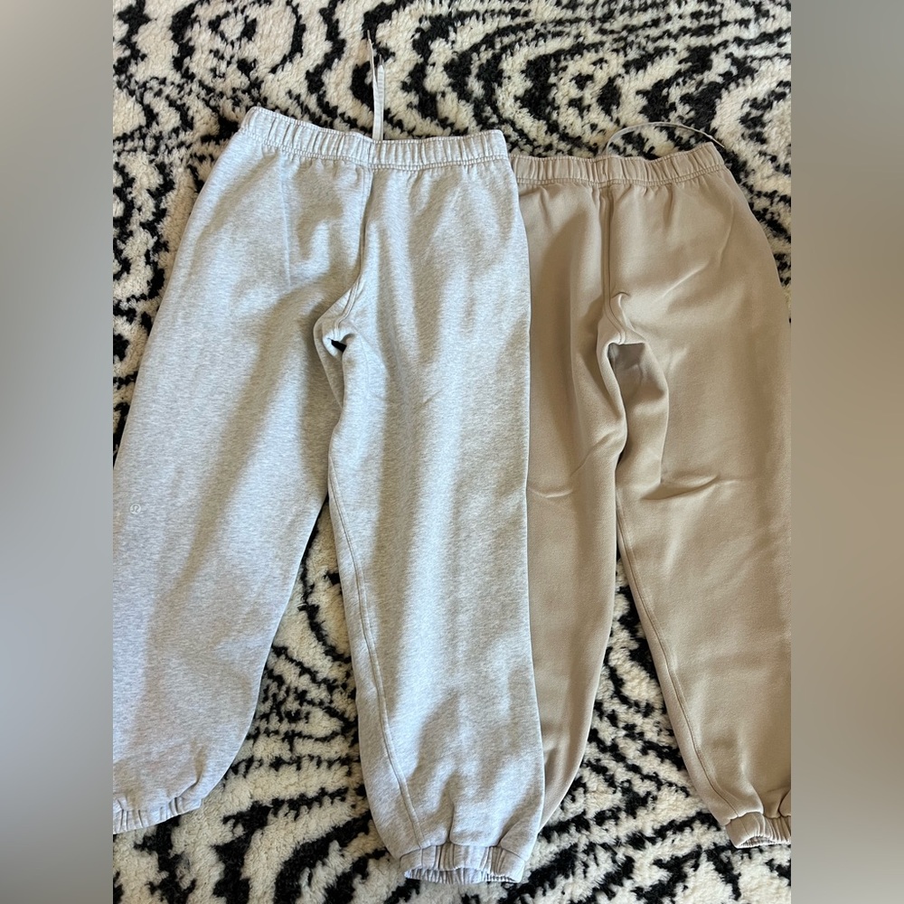Lululemon sweatpants set of two / size m